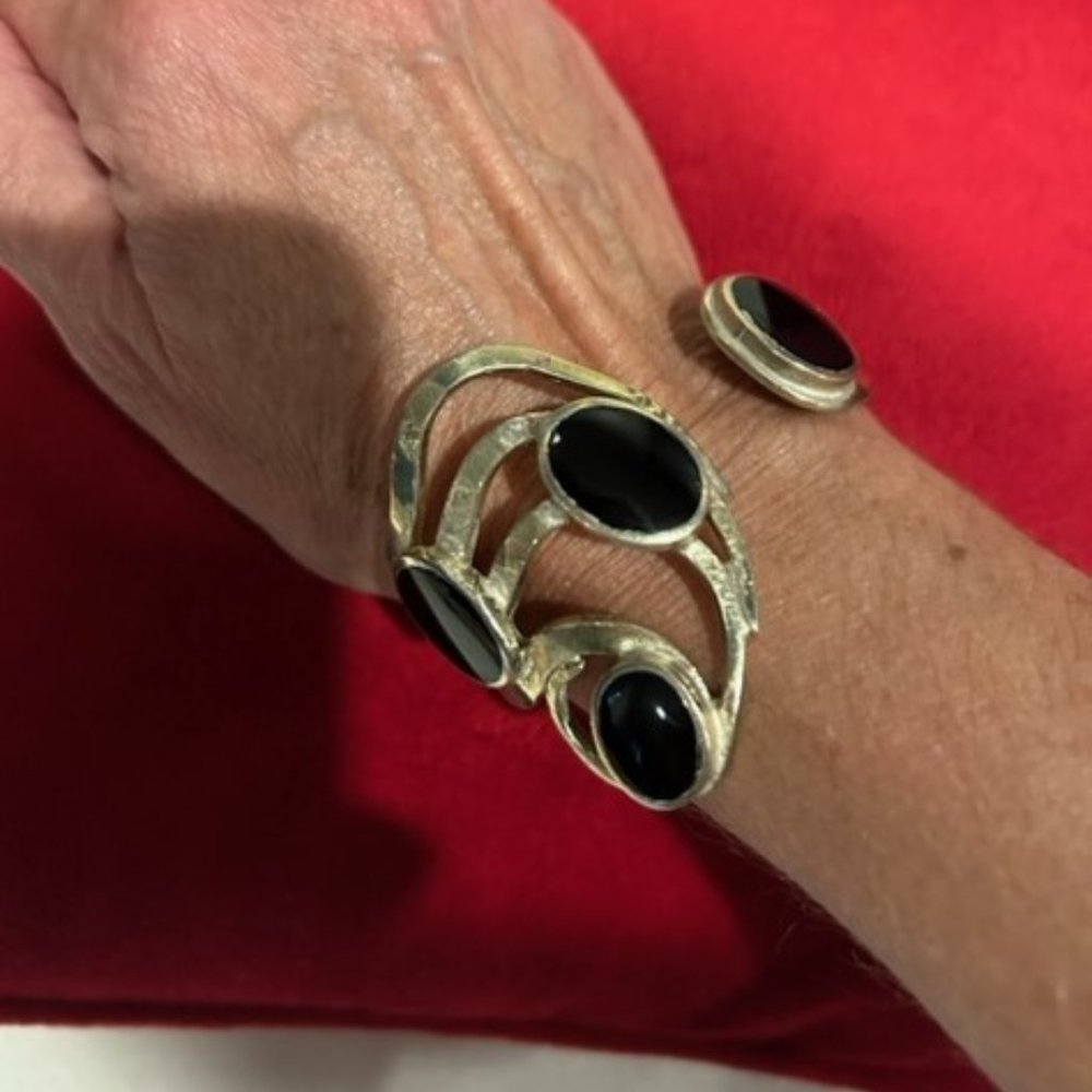 VTG ALPACA Silver Bent Fork Black Stones CUFF BRACELET - Picture 8 of 8